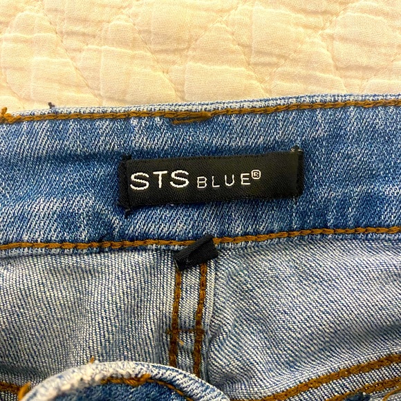 STS Blue jean shorts - Picture 3 of 3